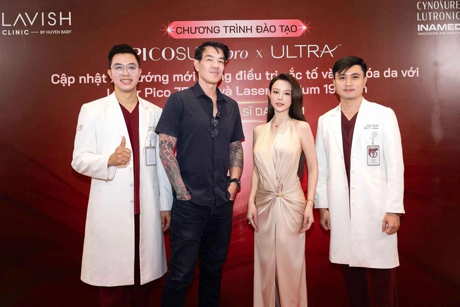 Lavish Clinic hợp tác tiến sĩ, bác sĩ người Úc phát triển chiến lược điều trị nám