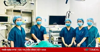 Lấy búi tóc lớn trong dạ dày bé gái mắc hội chứng ăn vật lạ