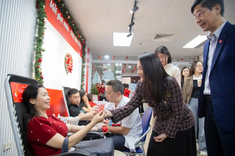 Lễ hội Xuân hồng 2026 dự kiến tiếp nhận 10.000 đơn vị máu Lễ hội Xuân hồng 2026 dự kiến tiếp nhận 10.000 đơn vị máu