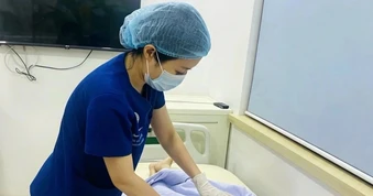 Liên tiếp 5 người nhập viện vì biến chứng làm đẹp xuất hiện sau 5-10 năm