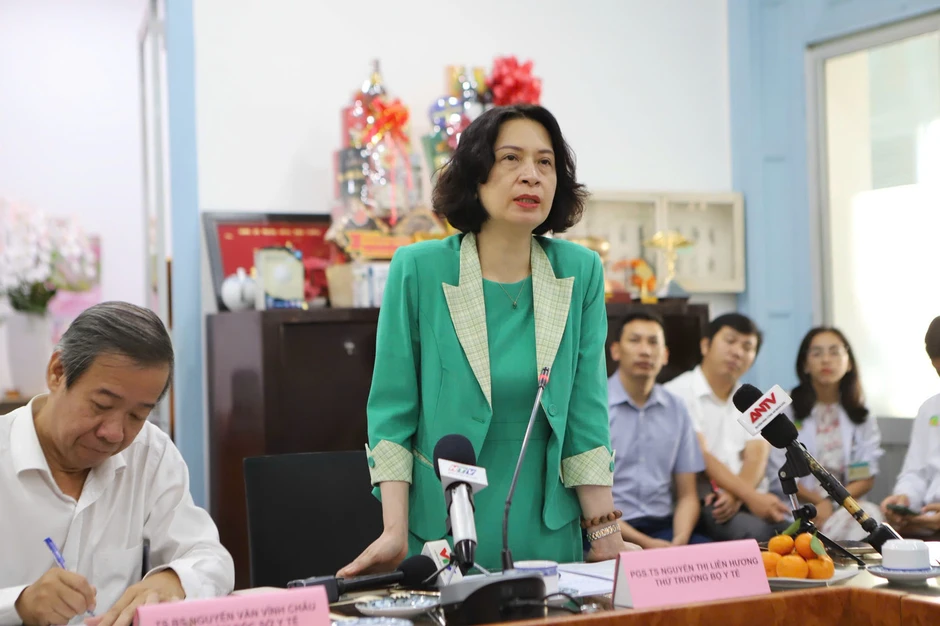 Liên tiếp 5 trẻ tử vong, nguy cơ dịch tay chân miệng bùng phát Liên tiếp 5 trẻ tử vong, nguy cơ dịch tay chân miệng bùng phát