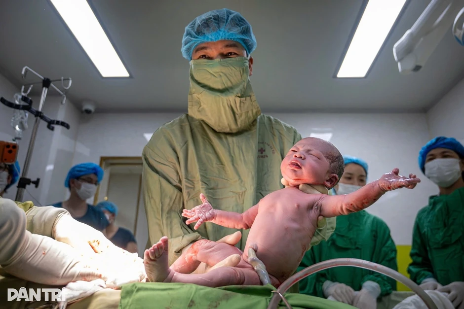 Lo ngại thiếu công bằng sau đề xuất hỗ trợ gia đình có hai con gái Lo ngại thiếu công bằng sau đề xuất hỗ trợ gia đình có hai con gái