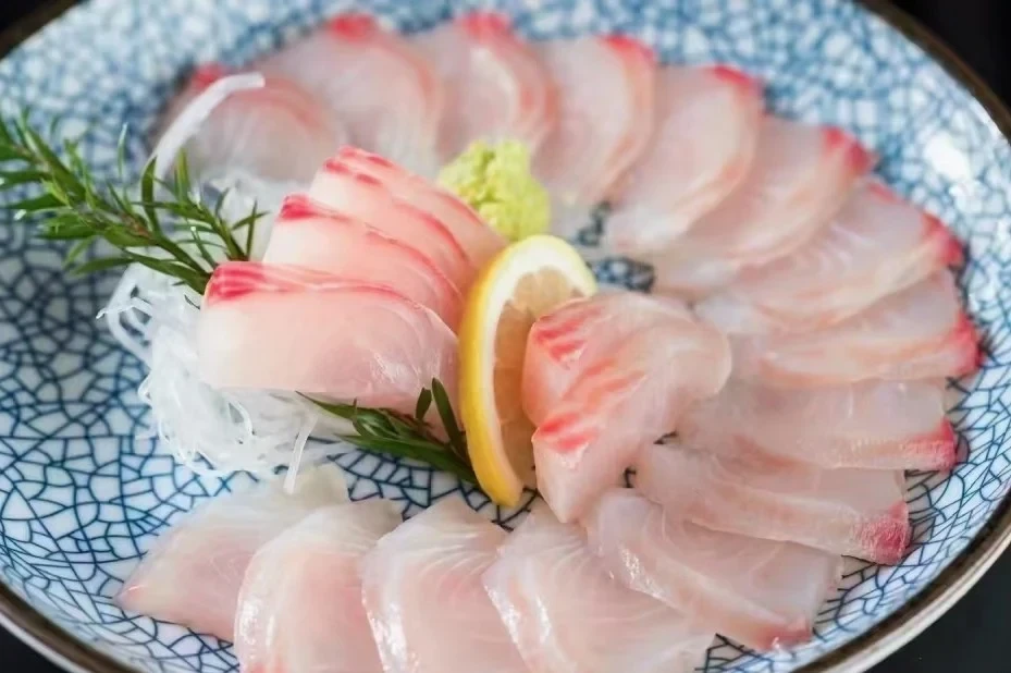 Loại cá bán đầy chợ Việt, được người Nhật mua về làm sashimi: Rẻ nhưng dinh dưỡng vượt cá hồi, cực tốt cho sức khỏe Loại cá bán đầy chợ Việt, được người Nhật mua về làm sashimi: Rẻ nhưng dinh dưỡng vượt cá hồi, cực tốt cho sức khỏe