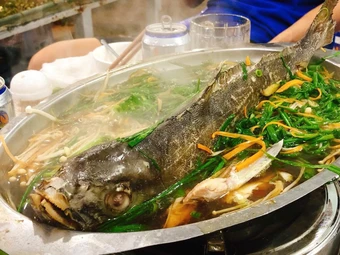 Loại cá đặc sản có cái tên "ngượng đỏ mặt": Xưa là món bình dân, giờ 400.000đ/kg vẫn được săn lùng vì vừa ngon vừa bổ