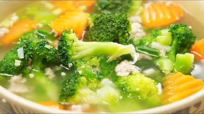 Loại rau được Mỹ đánh giá ít "ngậm" thuốc trừ sâu bậc nhất, chống cả ung thư: Đi chợ thấy phải mua ngay Loại rau được Mỹ đánh giá ít "ngậm" thuốc trừ sâu bậc nhất, chống cả ung thư: Đi chợ thấy phải mua ngay