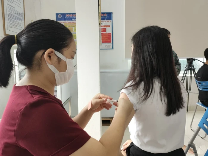 Loại vắc-xin có giá hàng triệu đồng được đưa vào diện tiêm chủng bắt buộc Loại vắc-xin có giá hàng triệu đồng được đưa vào diện tiêm chủng bắt buộc