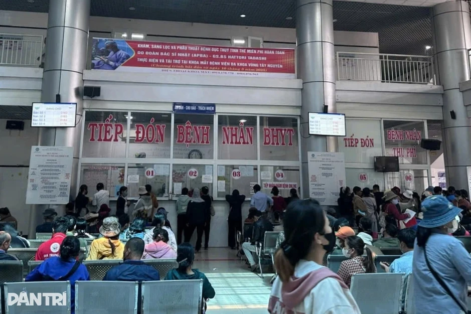 Loạt vướng mắc tồn đọng cần tháo gỡ tại Bệnh viện Đa khoa vùng Tây Nguyên Loạt vướng mắc tồn đọng cần tháo gỡ tại Bệnh viện Đa khoa vùng Tây Nguyên