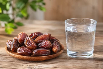 Lợi ích khi ăn hai quả chà là mỗi ngày - Báo TinVina