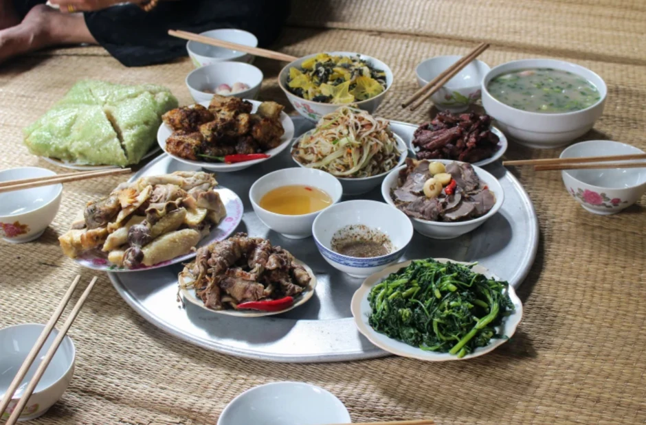 Lời khuyên cho những gia đình dùng chiếu ngồi ăn cơm Lời khuyên cho những gia đình dùng chiếu ngồi ăn cơm