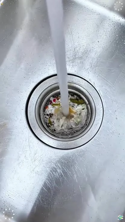 Lời khuyên cho những gia đình dùng lưới lọc bồn rửa khi rửa bát Lời khuyên cho những gia đình dùng lưới lọc bồn rửa khi rửa bát