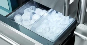 Lời khuyên cho những gia đình hay để đá viên trong tủ lạnh
