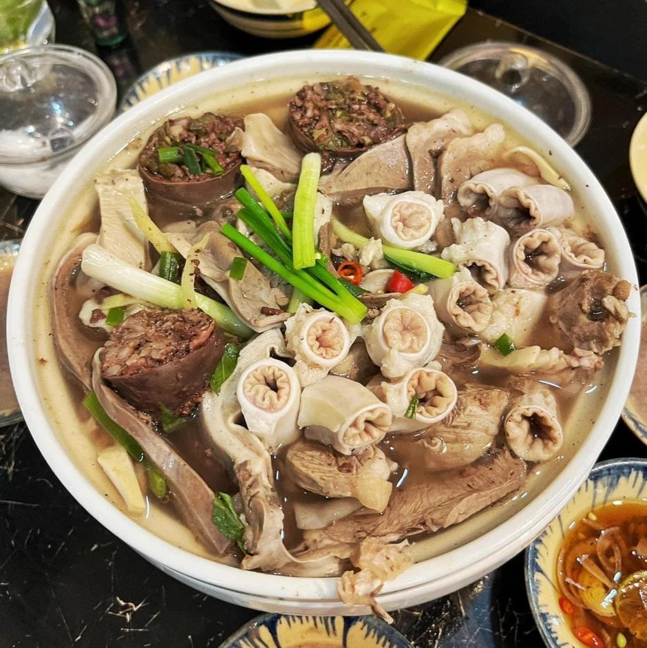Lời khuyên cho những người mê ăn lòng lợn Lời khuyên cho những người mê ăn lòng lợn