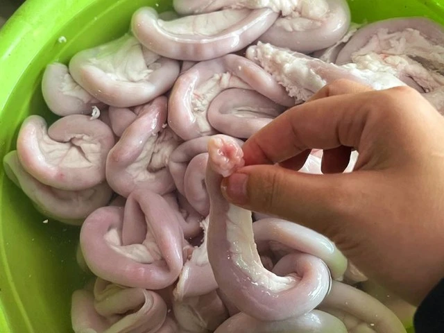 Lời khuyên dành cho những người thích ăn lòng lợn Lời khuyên dành cho những người thích ăn lòng lợn