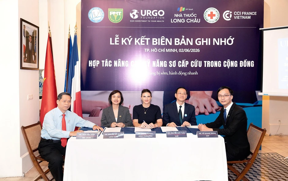 Long Châu cùng đối tác Việt - Pháp mở rộng mạng lưới sơ cấp cứu cộng đồng Long Châu cùng đối tác Việt - Pháp mở rộng mạng lưới sơ cấp cứu cộng đồng