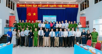 Long Châu hợp lực công - tư hỗ trợ người dân phòng bệnh, điều trị sớm từ cơ sở