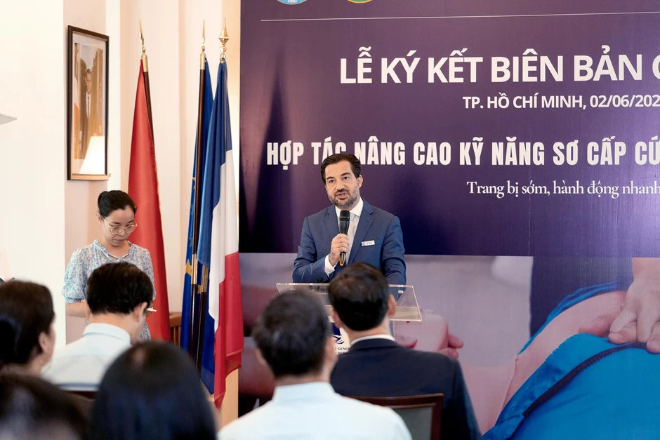 Long Châu hợp lực đa phương, nâng cao năng lực cấp cứu và ứng phó khẩn cấp trong chăm sóc sức khỏe cộng đồng Long Châu hợp lực đa phương, nâng cao năng lực cấp cứu và ứng phó khẩn cấp trong chăm sóc sức khỏe cộng đồng