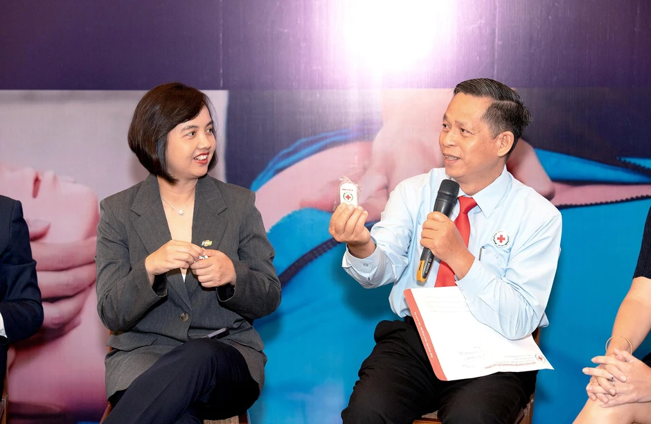 Long Châu hợp lực đa phương, nâng cao năng lực cấp cứu và ứng phó khẩn cấp trong chăm sóc sức khỏe cộng đồng Long Châu hợp lực đa phương, nâng cao năng lực cấp cứu và ứng phó khẩn cấp trong chăm sóc sức khỏe cộng đồng