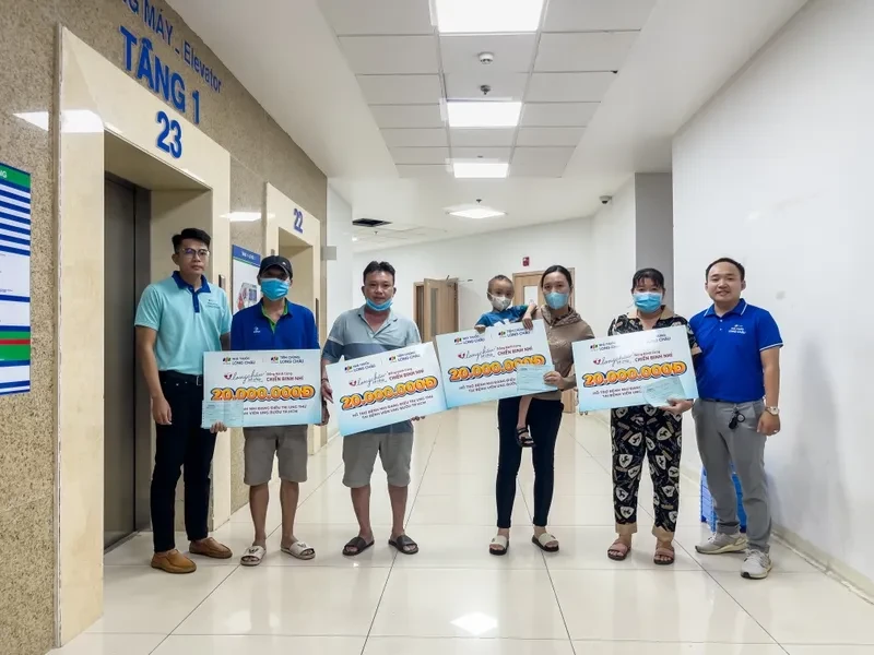 Long Châu, Quỹ Hope và các đối tác dược phẩm cùng “San sẻ gánh nặng vì bệnh nhân ung thư” Long Châu, Quỹ Hope và các đối tác dược phẩm cùng “San sẻ gánh nặng vì bệnh nhân ung thư”