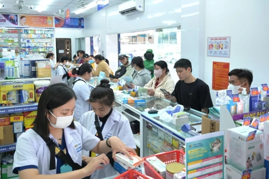 Long Châu và AstraZeneca nâng tầm hợp tác chiến lược về thuốc hiếm