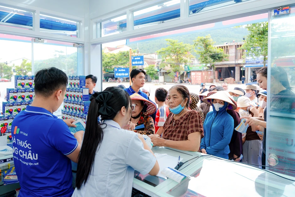 Long Châu và hành trình bền bỉ xây dựng 2.678 nhà thuốc cộng đồng 'gần dân, sát dân'