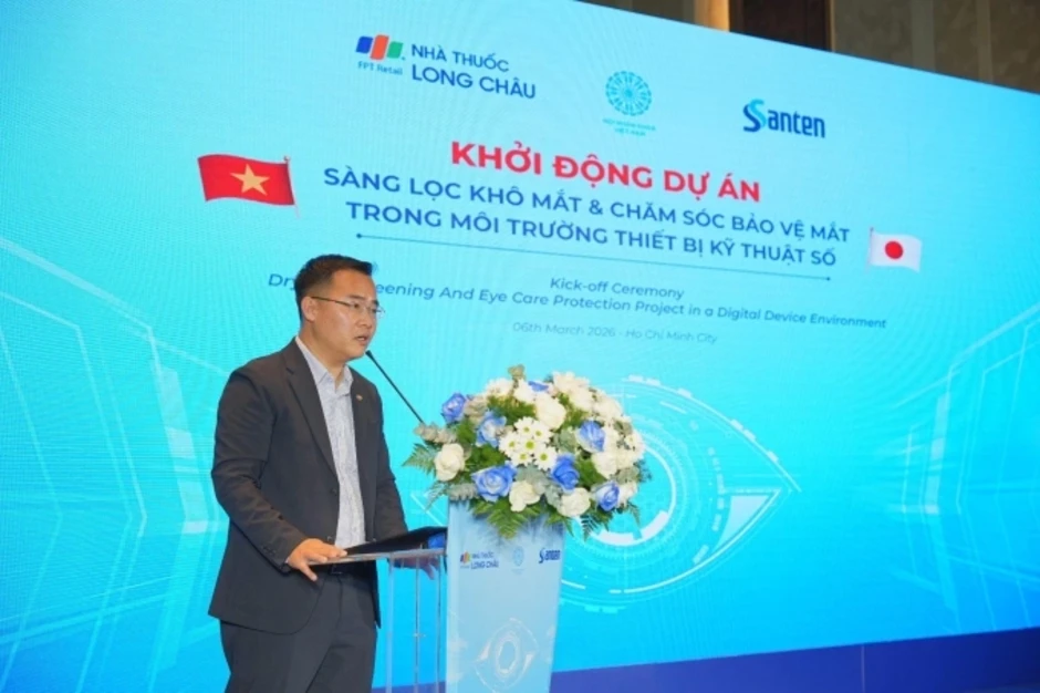 Long Châu và Santen Nhật Bản khởi động dự án sàng lọc khô mắt