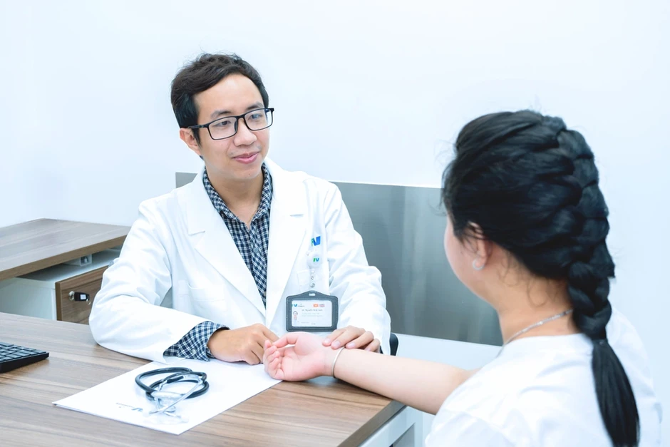 Lưu ý khi tiêm hormone tăng trưởng cho trẻ Lưu ý khi tiêm hormone tăng trưởng cho trẻ