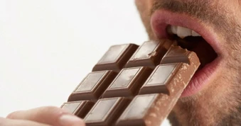 Mỹ thu hồi khẩn chocolate tăng cường sinh lý nam do chứa chất cấm