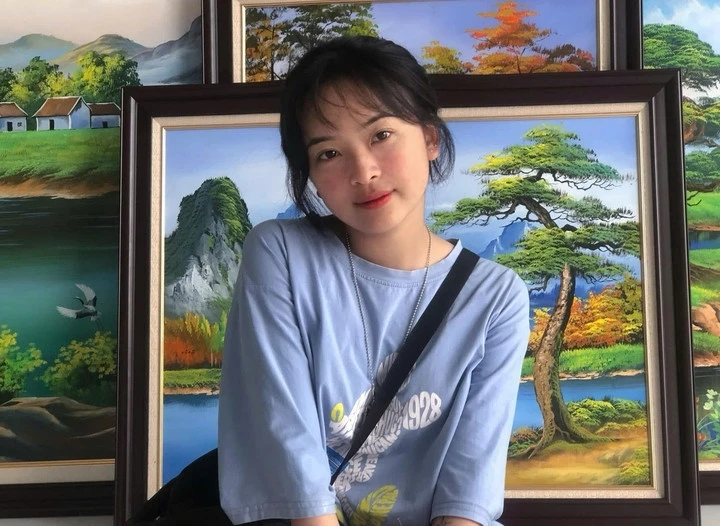 Mắc loạt bệnh nan y dồn dập, nữ sinh Hà Nội trấn an mẹ ‘chỉ cần hôm nay còn mở mắt’ Mắc loạt bệnh nan y dồn dập, nữ sinh Hà Nội trấn an mẹ ‘chỉ cần hôm nay còn mở mắt’