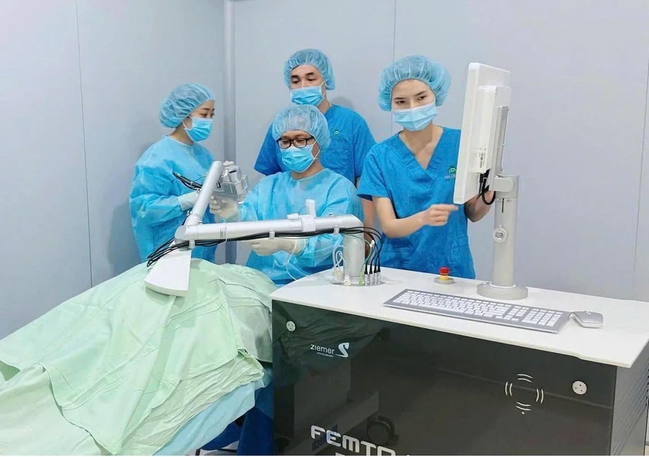 Mắt Sài Gòn và hành trình 1 năm tiên phong ứng dụng phẫu thuật Phaco không dao Mắt Sài Gòn và hành trình 1 năm tiên phong ứng dụng phẫu thuật Phaco không dao