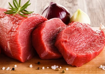 Mẹo đơn giản phân biệt thịt bò thật - giả khi đi chợ
