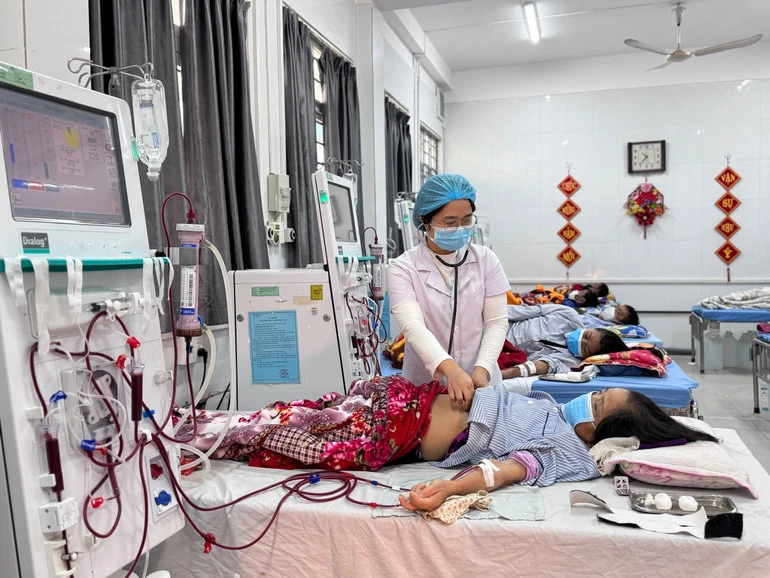Mở rộng kỹ thuật thận nhân tạo tại cơ sở: Nâng cao chất lượng sống cho người bệnh Mở rộng kỹ thuật thận nhân tạo tại cơ sở: Nâng cao chất lượng sống cho người bệnh