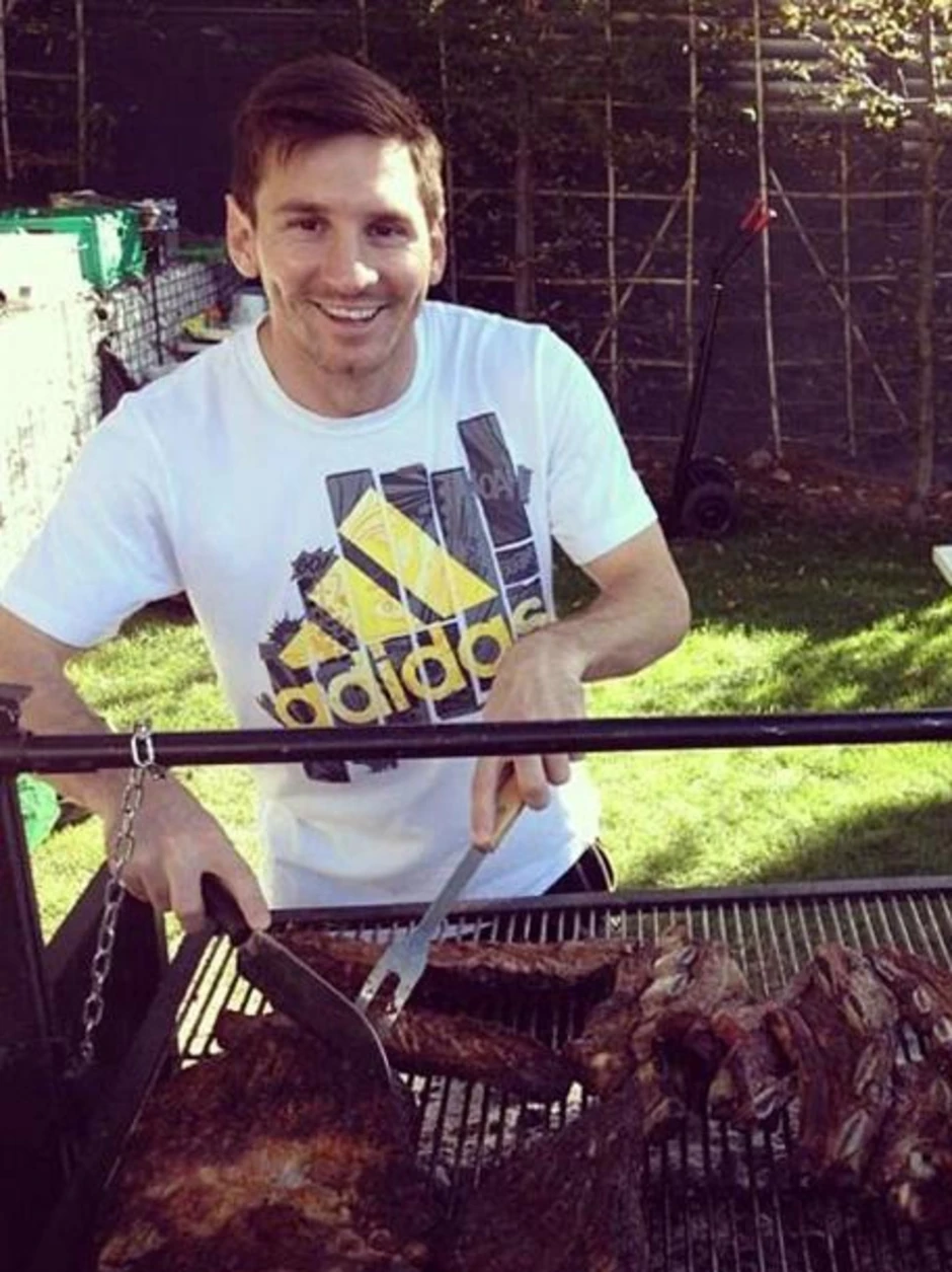 Món thịt khoái khẩu giúp Messi duy trì phong độ đỉnh cao - Báo TinVina Món thịt khoái khẩu giúp Messi duy trì phong độ đỉnh cao - Báo TinVina
