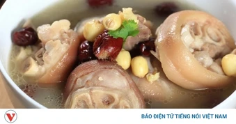 Móng giò lợn: Bổ dưỡng hay “bẫy” sức khỏe khi ăn sai cách?