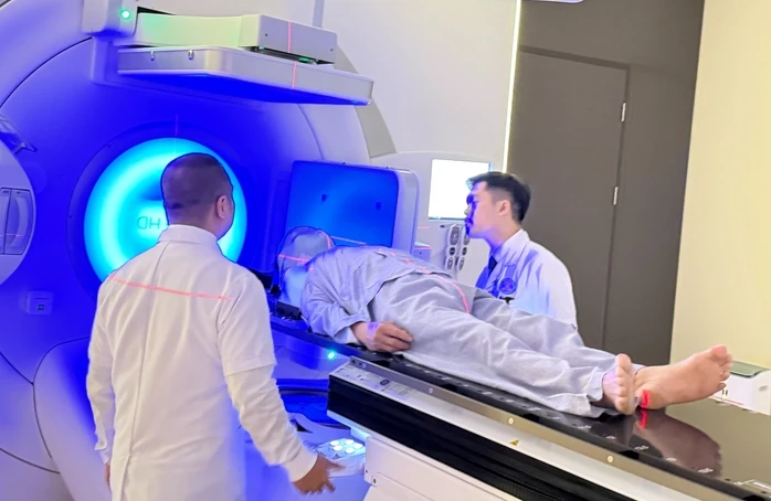 Một người bệnh được BHYT chi trả 6,7 tỉ đồng Một người bệnh được BHYT chi trả 6,7 tỉ đồng