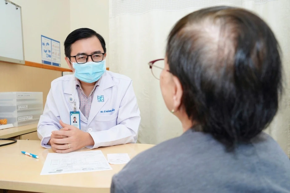 Một tuần học Bách khoa, rẽ lối sang ngành y thành bác sĩ nội trú loại giỏi Một tuần học Bách khoa, rẽ lối sang ngành y thành bác sĩ nội trú loại giỏi
