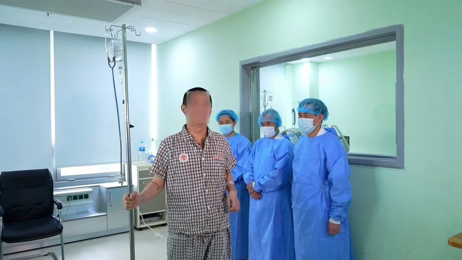 Nam bệnh nhân 50 tuổi được ghép tim 2 lần chỉ trong 3 ngày Nam bệnh nhân 50 tuổi được ghép tim 2 lần chỉ trong 3 ngày
