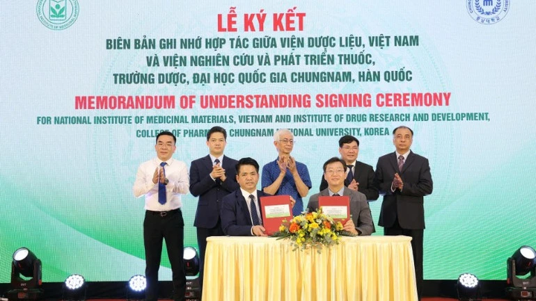 Năm định hướng nâng tầm dược liệu Việt trong giai đoạn mới Năm định hướng nâng tầm dược liệu Việt trong giai đoạn mới