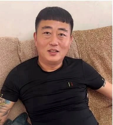 Nam KOL 38 tuổi đột ngột qua đời giữa đêm, để lại người vợ bị suy thận nặng và 2 con nhỏ Nam KOL 38 tuổi đột ngột qua đời giữa đêm, để lại người vợ bị suy thận nặng và 2 con nhỏ