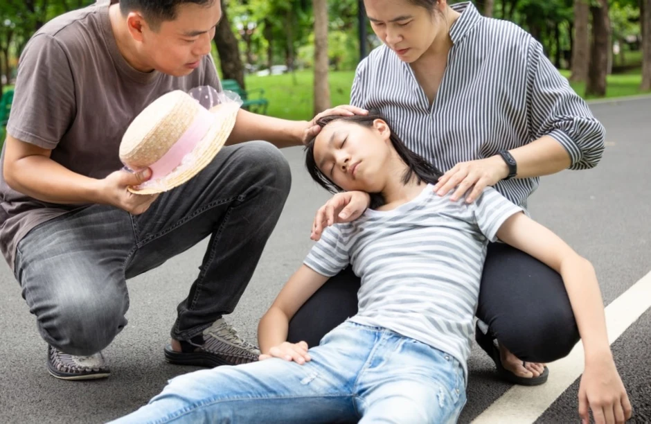 Nam shipper 37 tuổi tử vong vì say nắng, bác sĩ cảnh báo: Đừng uống loại nước này! Nam shipper 37 tuổi tử vong vì say nắng, bác sĩ cảnh báo: Đừng uống loại nước này!