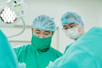 Nam sinh đi khám vì hồi hộp, phát hiện hơn 23.000 nhịp tim bất thường mỗi ngày
