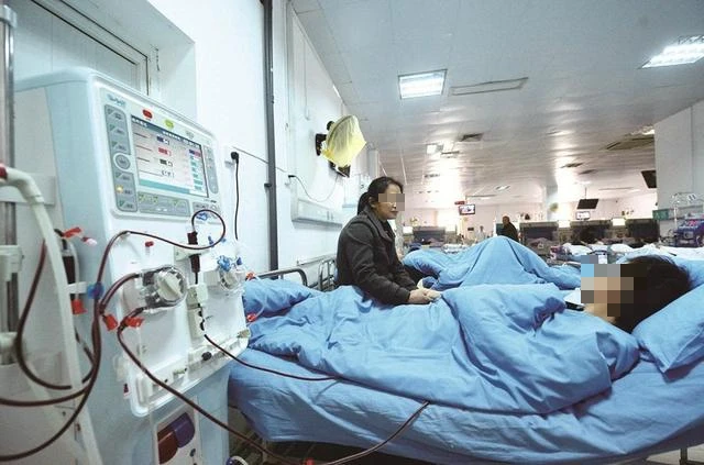 Nam tài xế suy thận nặng, người vợ chỉ nói 1 câu: "Anh ấy không chịu nghe lời tôi, giờ thì đã muộn" Nam tài xế suy thận nặng, người vợ chỉ nói 1 câu: "Anh ấy không chịu nghe lời tôi, giờ thì đã muộn"
