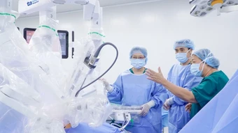 Nâng cao chất lượng phẫu thuật viên triển khai phẫu thuật robot trong lĩnh vực phụ khoa, ngoại khoa