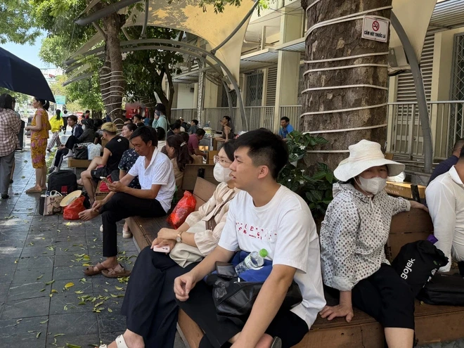 Nắng nóng: Cảnh báo nhóm nguy cơ cao, bệnh viện tăng chống nóng