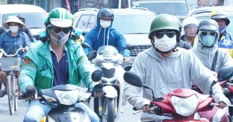 Nắng nóng cực đoan, bác sĩ cảnh báo những nguy cơ về sức khỏe