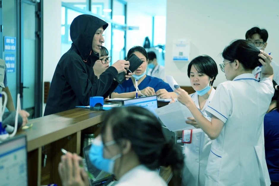 Nắng nóng kéo dài, nhiều bệnh lý nguy hiểm vào mùa Nắng nóng kéo dài, nhiều bệnh lý nguy hiểm vào mùa