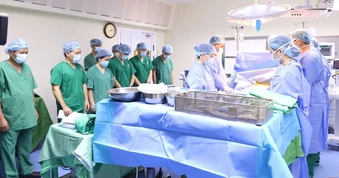 Nén đau thương, gia đình hiến tạng con trai trao sự sống mới cho 7 người