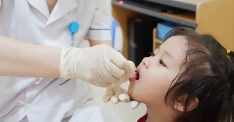 Nên sử dụng thực phẩm giàu chất béo tự nhiên sau khi trẻ uống vitamin A