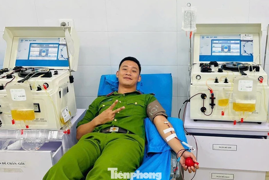Nghĩa cử nhân văn ở 'Ngân hàng máu sống' Công an tỉnh Nghệ An Nghĩa cử nhân văn ở 'Ngân hàng máu sống' Công an tỉnh Nghệ An