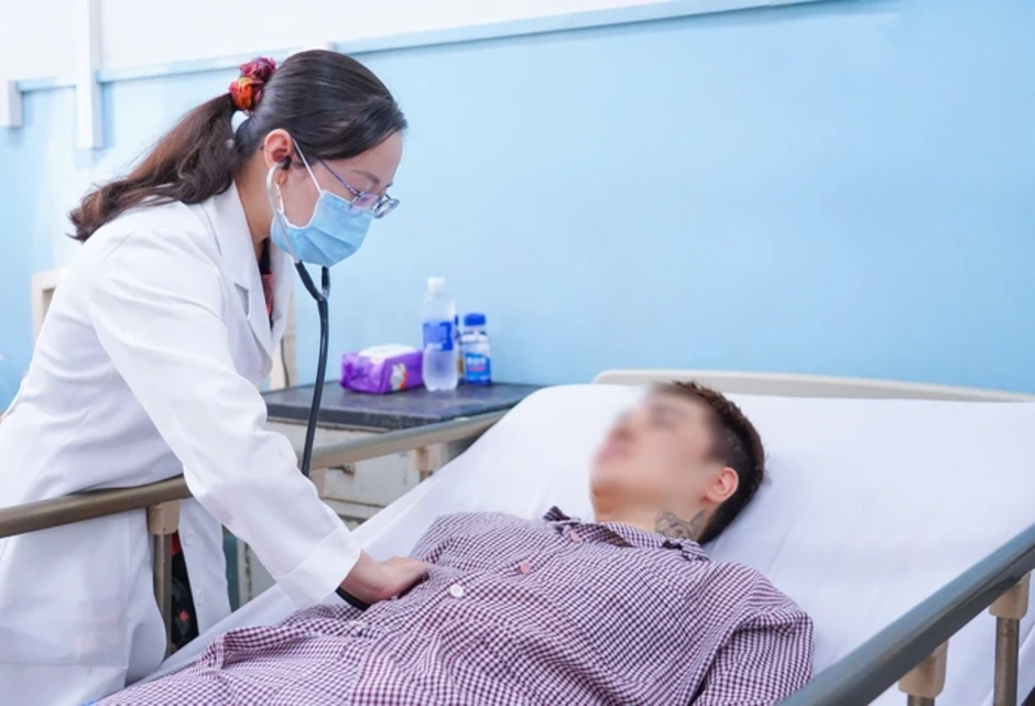 Ngộ độc thực phẩm, rượu bia ngày Tết: Đừng chủ quan! Ngộ độc thực phẩm, rượu bia ngày Tết: Đừng chủ quan!