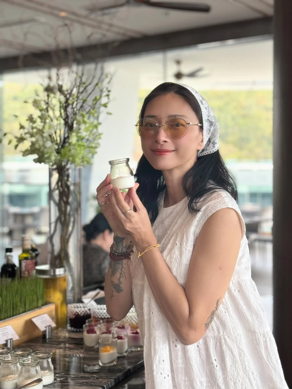 Ngô Thanh Vân chăm con nhỏ nhan sắc vẫn đỉnh cao: Có "bí mật'' chống già của phụ nữ sau sinh Ngô Thanh Vân chăm con nhỏ nhan sắc vẫn đỉnh cao: Có "bí mật'' chống già của phụ nữ sau sinh